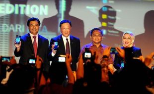 SMARTPHONE TERBARU : Bos Blackberry Janji Bikin Ponsel Android Lagi