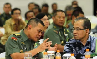 FOTO TNI AD DAN PTN : Petinggi TNI AD dan PTN Sepakati Kerja Sama