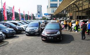 FOTO WISATA PLUS HONDA MOBILIO : Pemilik Honda Mobilio Dididik Hemat BBM