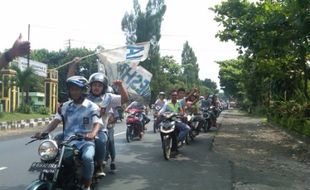 Belasan Pemuda Solo Ditangkap Polisi lantaran Berkonvoi Motor di Jalan Kampung