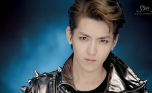 KRIS KELUAR DARI EXO : Demi Karier Masa Depan Anaknya, Ibu Kris Datangi Lembaga Hiburan China