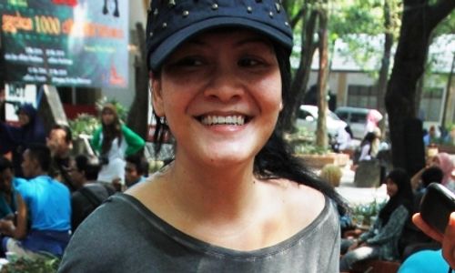 ALBUM BARU : Sempat Diberangus, Melanie Subono Makin “Galak”