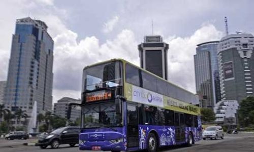 BUS TINGKAT JAKARTA : Bus Mercy Gagal Tapi Bus China Lolos, Ahok Curiga