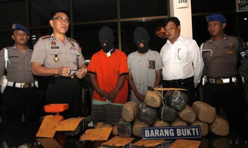 SIDANG KASUS NARKOBA : Remaja Kurir 17 Kg Ganja Ditangkap saat Pacaran di Hotel Solo