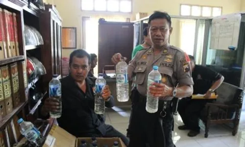 MIRAS KLATEN : Sehari, Polisi Sita Puluhan Liter Ciu