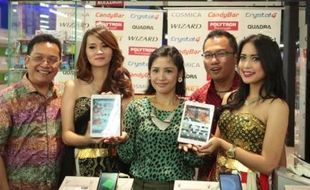 GADGET TERBARU : Polytron Tawarkan Tablet Cosmica T7800