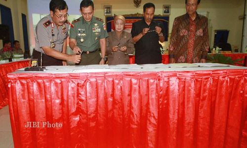 KEKERASAN SLEMAN : 11 Bab Kesepakatan Anti-Kekerasan Ditandatangani 