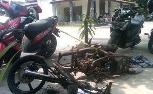 TAWURAN PELAJAR : Pelajar Tawuran Berbekal Parang, Pedang hingga Bom Molotov