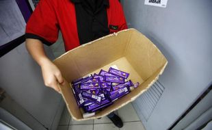 Saudi Arabia Tes Cokelat Cadbury Mengandung DNA Babi