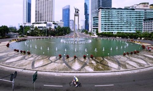 AHOK GUBERNUR DKI : Sepeda Motor Dilarang Masuk Jalan Protokol Jakarta 24 Jam, Ini Kompensasinya