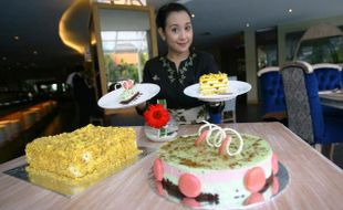 FOTO KULINER SOLORAYA : Sunan Hotel Launching Cake Terbaru