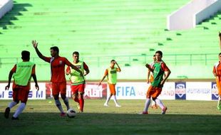 FOTO PERSIS SOLO VS PERSITEMA TEMANGGUNG : Laskar Sambernyawa Belum Terkalahkan