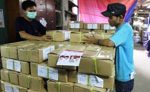 PILPRES 20143 : KPU: H-1, Logistik Pilpres Sampai di TPS