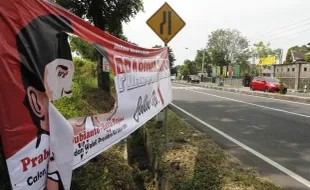 PILPRES 2014 : Panwaslu Bantul Mendata Alat Peraga Kampanye 