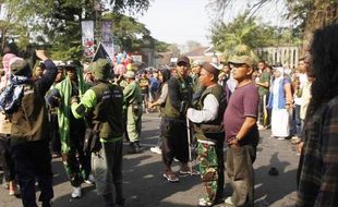 CFD SOLO : JAT, LUIS dan SCS Tebar Tegang di Car Free Day Kota Solo