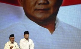 PILPRES 2014 : Prabowo-Hatta Bertemu SBY di Cikeas Jumat (4/7/2014) Malam Ini, Ada Apa?