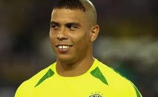 Masih Ingat Rambut Kuncung Ronaldo? Ini Rahasia di Baliknya