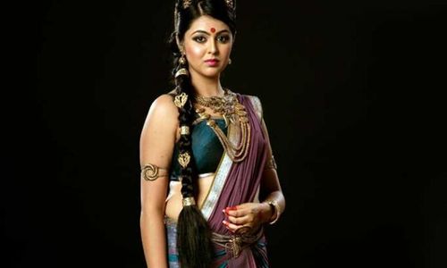 MAHABHARATA ANTV : Ini Dia Si Cantik Shafaq Naaz Pemeran Kunti di Mahabharata