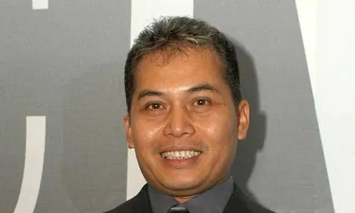 DEBAT CAPRES 2014 : Denny Chandra Dinilai Cocok Jadi Moderator, Serius?