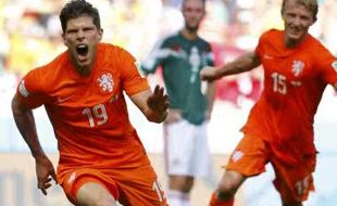 Huntelaar, Pemain Pengganti yang Mengakhiri Perburuan Gol di Fortaleza