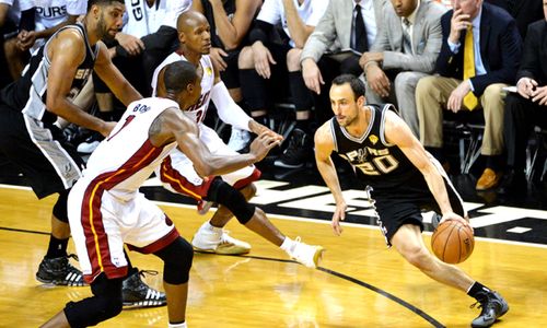 FINAL NBA 2014 : Menang di Game Keempat, San Antonio Spurs Selangkah Lagi Juara