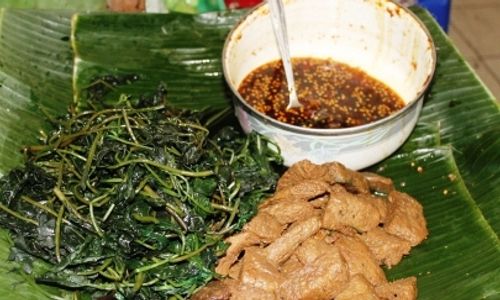 KULINER SOLORAYA: Ini Dia Resep Pelepas Rindu Brambang Asem…