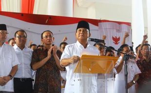 KISAH UNIK PILPRES 2014 : Gugat KPU ke MK, Prabowo “Dibantu” Dukun Sukarela