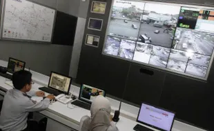 FOTO LEBARAN 2014 : Pantau Arus Mudik Lewat CCTV