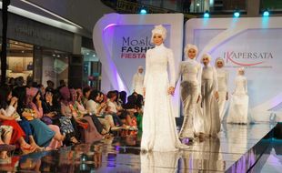 MOSLEM FASHION FIESTA 2014 : Ikapersata Tawarkan Gaya Idul Fitri 1435 H