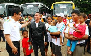 FOTO MUDIK LEBARAN 2014 : BNI Pulangkan 6.050 Nasabah ke Udik