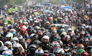 LEBARAN 2015 : Pemudik Motor Diprediksi Melonjak, Begini Siasat Kemenhub