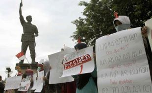 FOTO PRABOWO CAPRES : Mahasiswa Samber Nyawa Dukung Prabowo