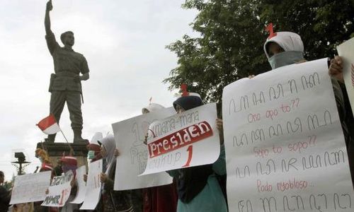 FOTO PRABOWO CAPRES : Mahasiswa Samber Nyawa Dukung Prabowo