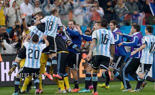 HASIL AKHIR ARGENTINA VS BELANDA : Romero Bawa Tango Tantang Der Panzer di Final Piala Dunia 2014