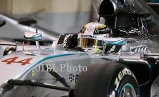 GRAND PRIX FORMULA SATU HUNGARIA : Hamilton Tercepat di Sesi Latihan Pertama