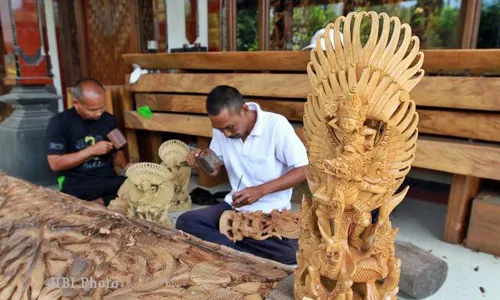 LEBARAN 2014 : Pemudik Buru Cinderamata Khas Gunungkidul