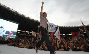 PILPRES 2014 : Begini Gaya Jokowi Berpidato Secara Formal