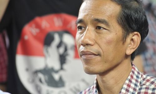 JOKOWI PRESIDEN : Paranormal: Semoga Pak Jokowi-JK Tak Goyah dengan Setan-Setan di Depan Mereka