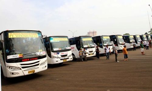 LEBARAN 2014 : Arus Balik, Harga Tiket Bus Sragen-Jakarta Naik 120%