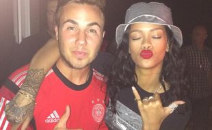 JERMAN JUARA DUNIA 2014 : Puji Jerman, Rihanna Ikut Pesta Bersama Goetze