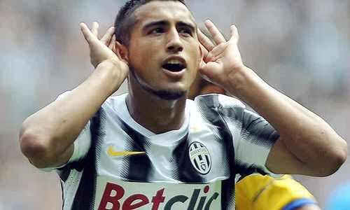 TRANSFER PEMAIN : MU Kejar Kesepakatan Transfer dengan Gelandang Juve Arturo Vidal