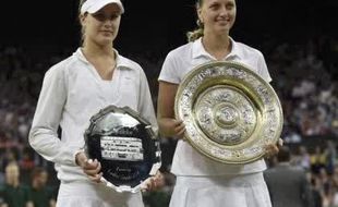 TENIS WIMBLEDON 2014 : Kvitova Juara Seusai Kalahkan Bouchard Dua Set Langsung