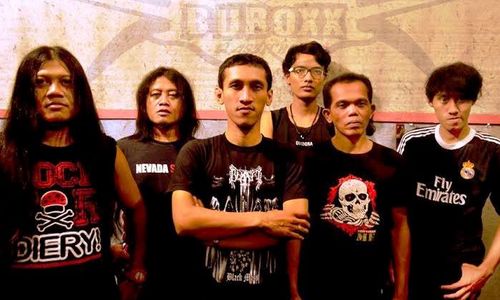 KONSER MUSIK : Dampingi God Bless, Buroxx Semangat Latihan