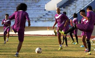 FOTO PERSIS VS PSGC : PSGC Ciamis Berlatih di Manahan