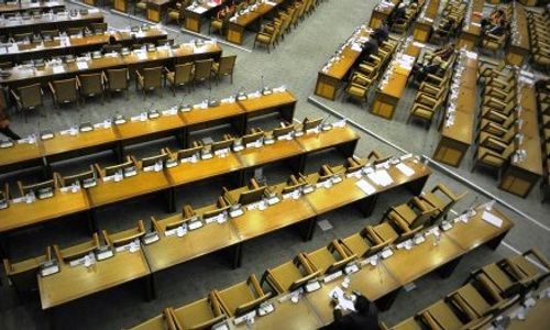 FOTO RAPAT PARIPURNA DPR : Wah, 272 Legislator Bolos Rapat!