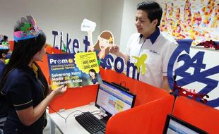 FOTO TIKET.COM Luncurkan Call Center 24 Jam