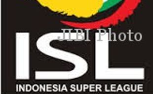  ISL 2015 : Kostum Macan Kemayoran Bermotif Goresan Lidah Api Tugu Monas