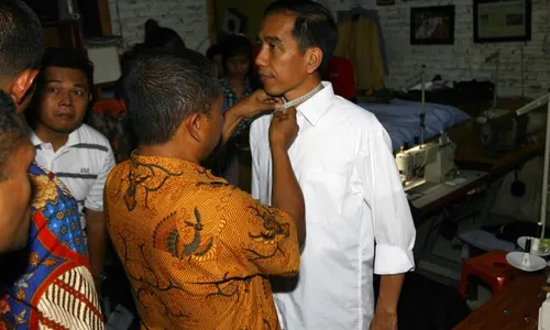 JOKOWI HARI INI : Presiden Terpilih di Solo, Nonton SIPA hingga Jahit 5 Stel Baju-Celana Rp1,3 Juta!