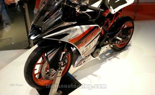 SEPEDA MOTOR BARU : Kecepatan Maksimal KTM RC 390 Tembus 179 Km/Jam