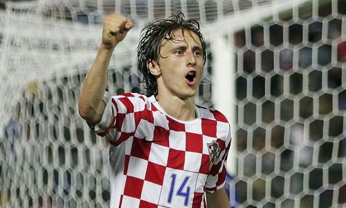 KROASIA 2-0 MALTA : Gol Modric Selamatkan Kroasia